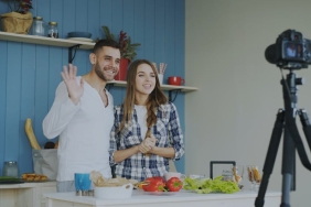 YouTuber-Cift-Serkan-Sarikaya-ve-Nida-Buyukbayrak-Yollarini-Ayirdi-featured